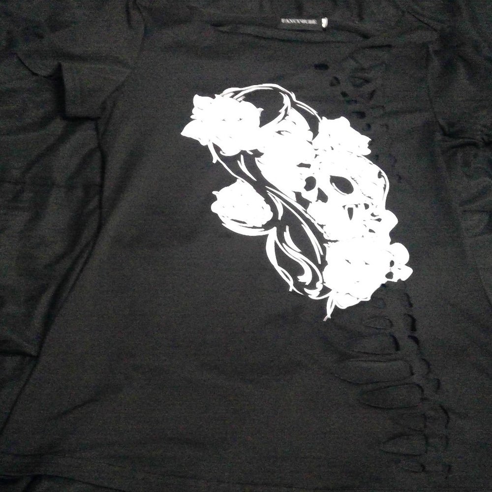 FancyQube skull shirt